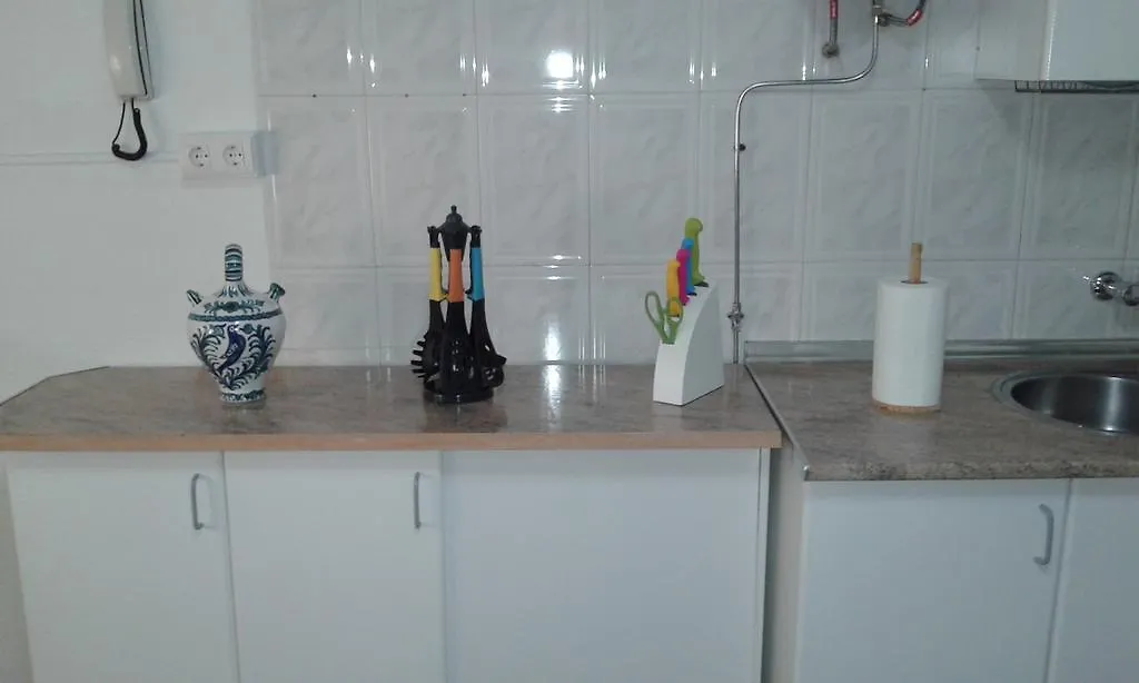 Comet Suites Almona Granada Apartment